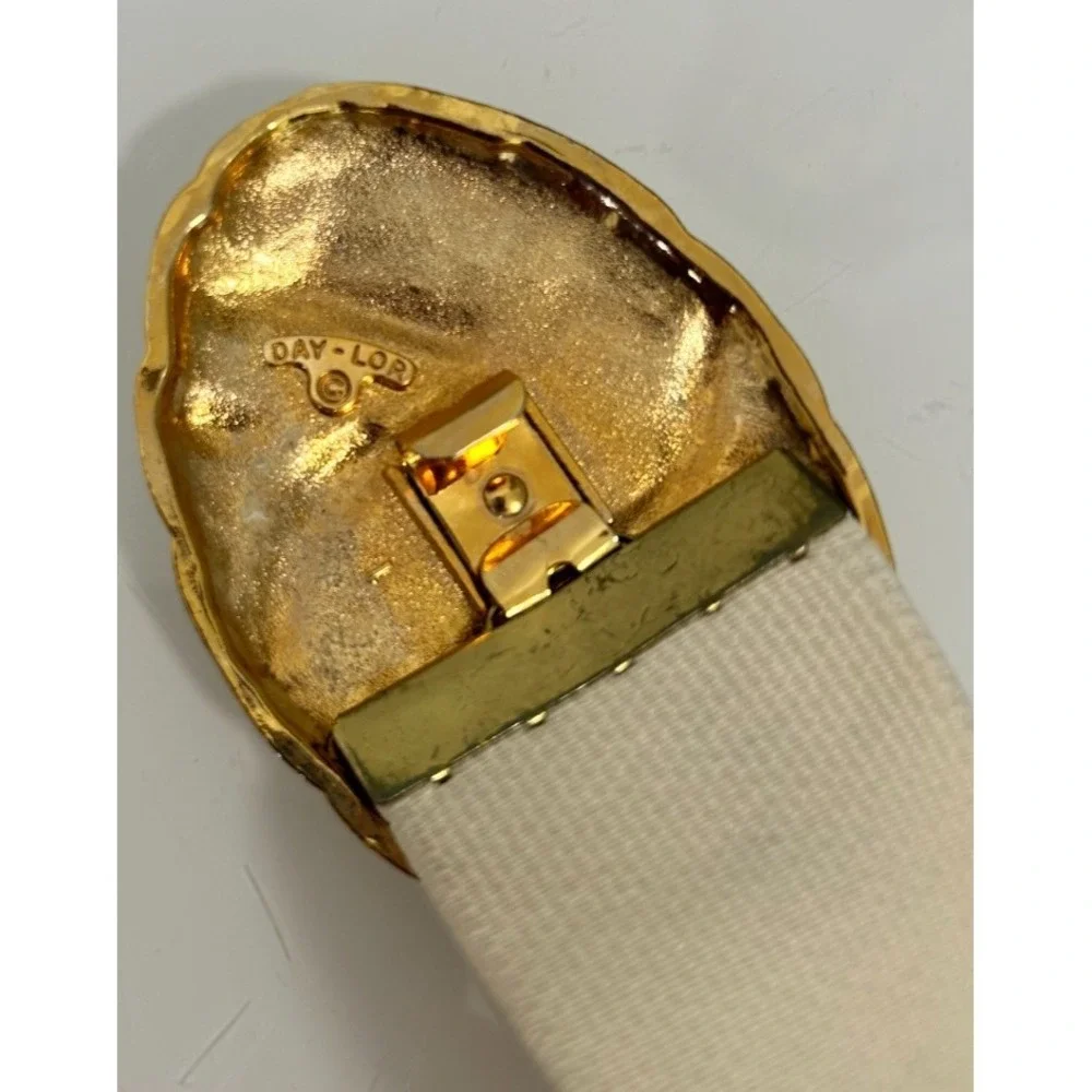 Vintage Day-Lor 80s Cream Elastic Cinch Belt M Gold Enamel Swirl Buckle USA GUC